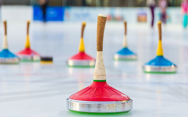 02_eisstockschiessen_640x400.jpg